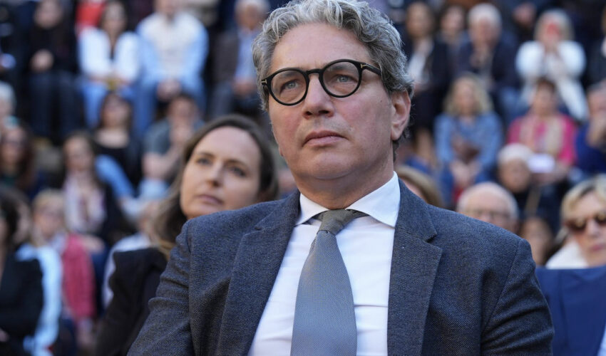 QUESTO E’ UN GOVERNO DI VIGLIACCHI